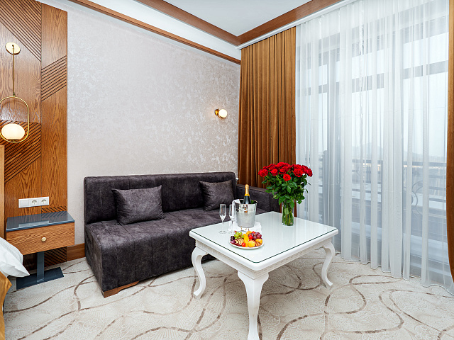 Номер «Джуниор сюит»